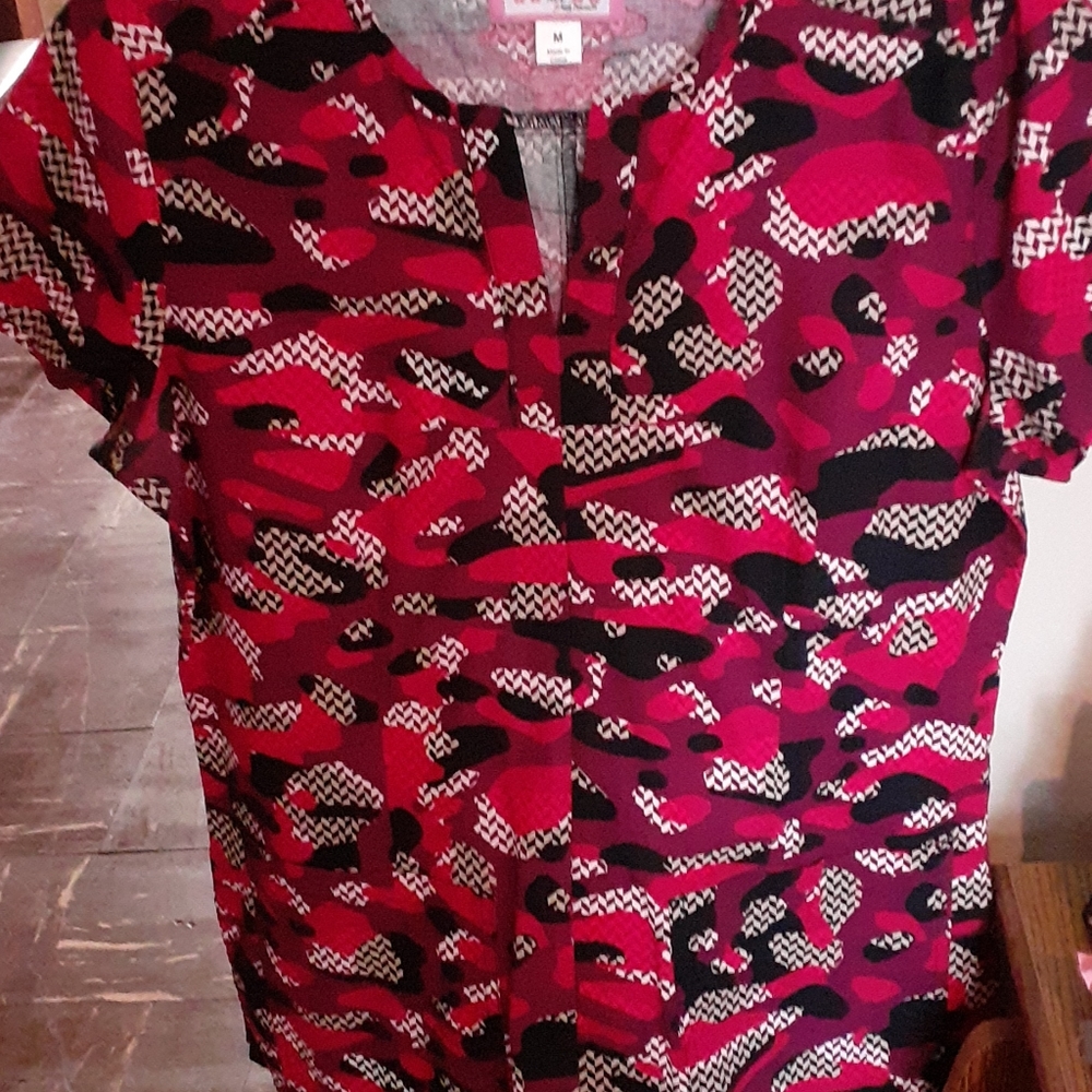 Scrub top